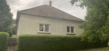 Mosonmagyaróvár, Mosonmagyaróvári kistérség, ingatlan, eladó, ház, 100 m2