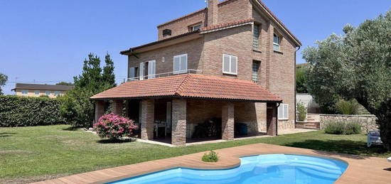 Casa o chalet en venta en calle Almenara, 3