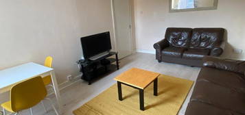 5 bed shared accommodation to rent