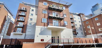 2 bed flat to rent