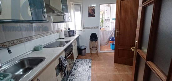 Piso en venta en Junto C/ Granada, Güevéjar