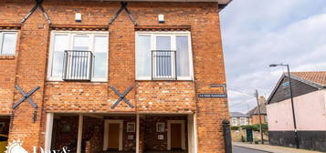 Town house for sale in Northgate, Beccles NR34