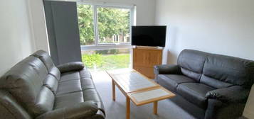 Flat to rent in Calcraft Mews, Canterbury CT1