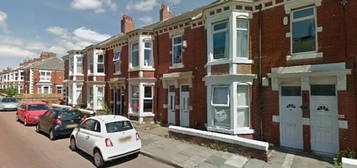 Flat to rent in Heaton, Newcastle Upon Tyne NE6