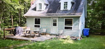 2, Rue Poliseno
                        Grenville-sur-la-Rouge