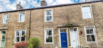 2 bed terraced house to rent