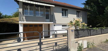 Maison 1 étage à vendre, 5 pièces, 4 chambres, 120 m²