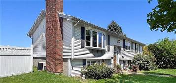 21 Ancona Rd, Worcester, MA 01604