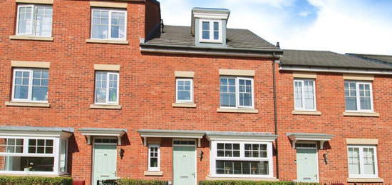 4 bedroom terraced house for sale