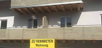 Moderne 3-Zimmer-Dachgeschosswohnung mit Balkon in Bad Endorf