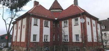 * *   Mehrfamilienhaus (4 WE) im Ortskern von Hessisch Lichtenau   * *