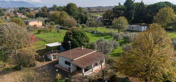 Villa in vendita in via Prato s.n.c