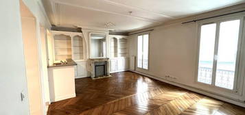 Appartement haussmannien 2/3 pièces de 62 m²