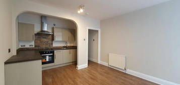 2 bedroom ground floor flat