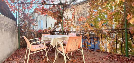 EXCLUSIVITE A VENDRE LA MOTTE D AIGUES T3 DE 49,19M² LOI CARREZ (61,21m² AU SOL) AVEC TERRASSE