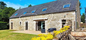 Maison en pierre au calme en campagne.