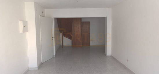 Apartamento T1 para Remodelar - Peniche