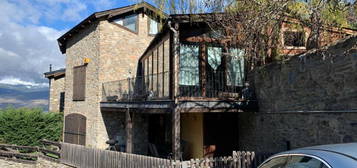 Casa adosada de alquiler en Fontanals de Cerdanya