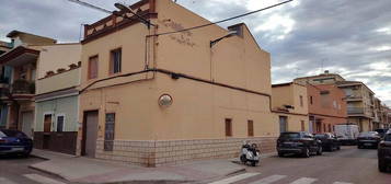 Chalet en Núcleo Urbano, Pobla de Vallbona (la)