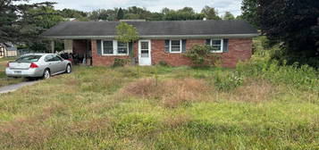 7183 W  Lee Hwy, Rural Retreat, VA 24368