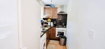 2 bedroom ground floor flat to rent