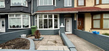 4 bedroom terraced house to rent