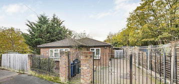 3 bedroom detached bungalow