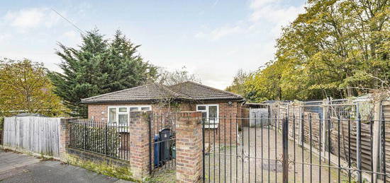 3 bedroom detached bungalow