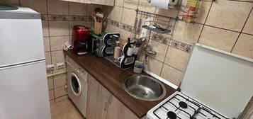 Apartament de vanzare 2 camere zona complex Diana