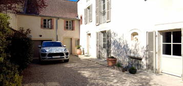 Proximité VALMY: Maison de charme au coeur du village