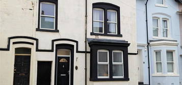 5 bedroom terraced house for sale