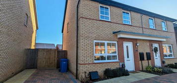 3 bedroom semi-detached house