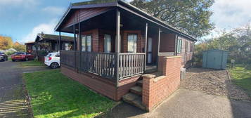 Mobile/park home for sale in Beach Farm Park, Arbor Lane, East Pakefield, Lowestoft, Suffolk. NR33