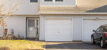 1108 Sara Cir #1108, Port Jefferson Station, NY 11776