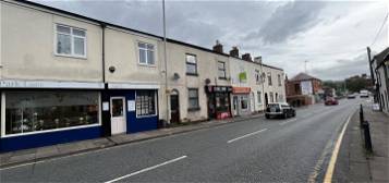 Flat to rent in Park Lane, Macclesfield, Cheshire SK11