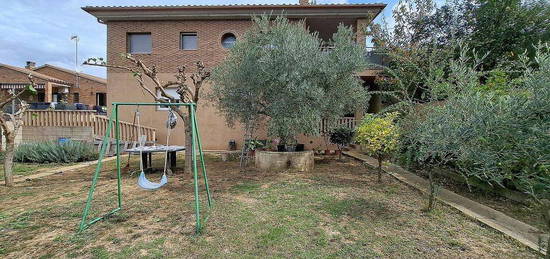 Chalet en Montbarbat, Maçanet de la Selva