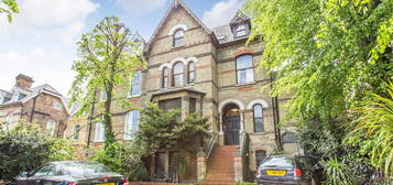 Flat for sale in Archway Road, London N6