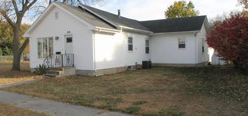 214 W  11th St, Spencer, IA 51301