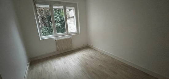 Location appartement 4 pièces 84 m²