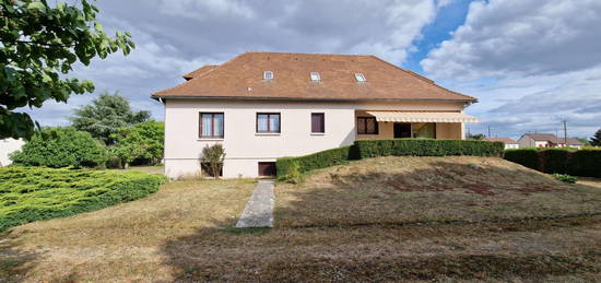 Maison  à vendre, 9 pièces, 6 chambres, 202 m²