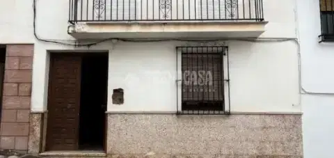 Casa pareada en calle de la Camacha