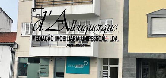 Arrendamento de Apartamento T3  na avenida da Liberdade