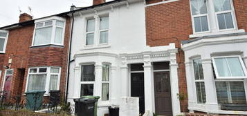 Terraced house to rent in Henley Road, Southsea PO4