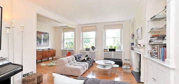 Flat to rent in Cornwall Gardens, South Kensington, London SW7