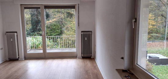 Charmante 3ZKB-Wohnung, EBK, Balkon - zentral im Grünen!