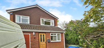 3 bedroom detached house