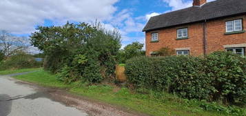 2 bedroom semi-detached house