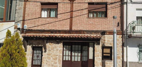 Apartamento de alquiler en Calle Hospital, 38, Navaluenga