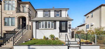 259 8th St, Palisades Park, NJ 07650