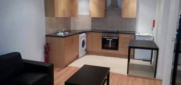 Flat to rent in Caledonian Road, Islington N7